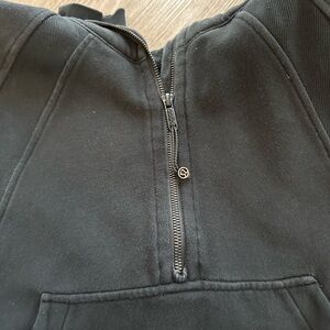 Black Lululemon scuba hoodie XS/S